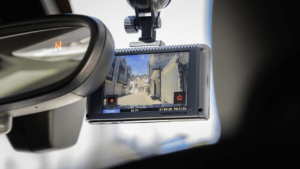 Thinkware Dash Cam X1000 Lifestyle Mounted in Car
