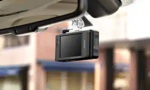Thinkware Dash Cam X800 Lifestyle Mounted in Car