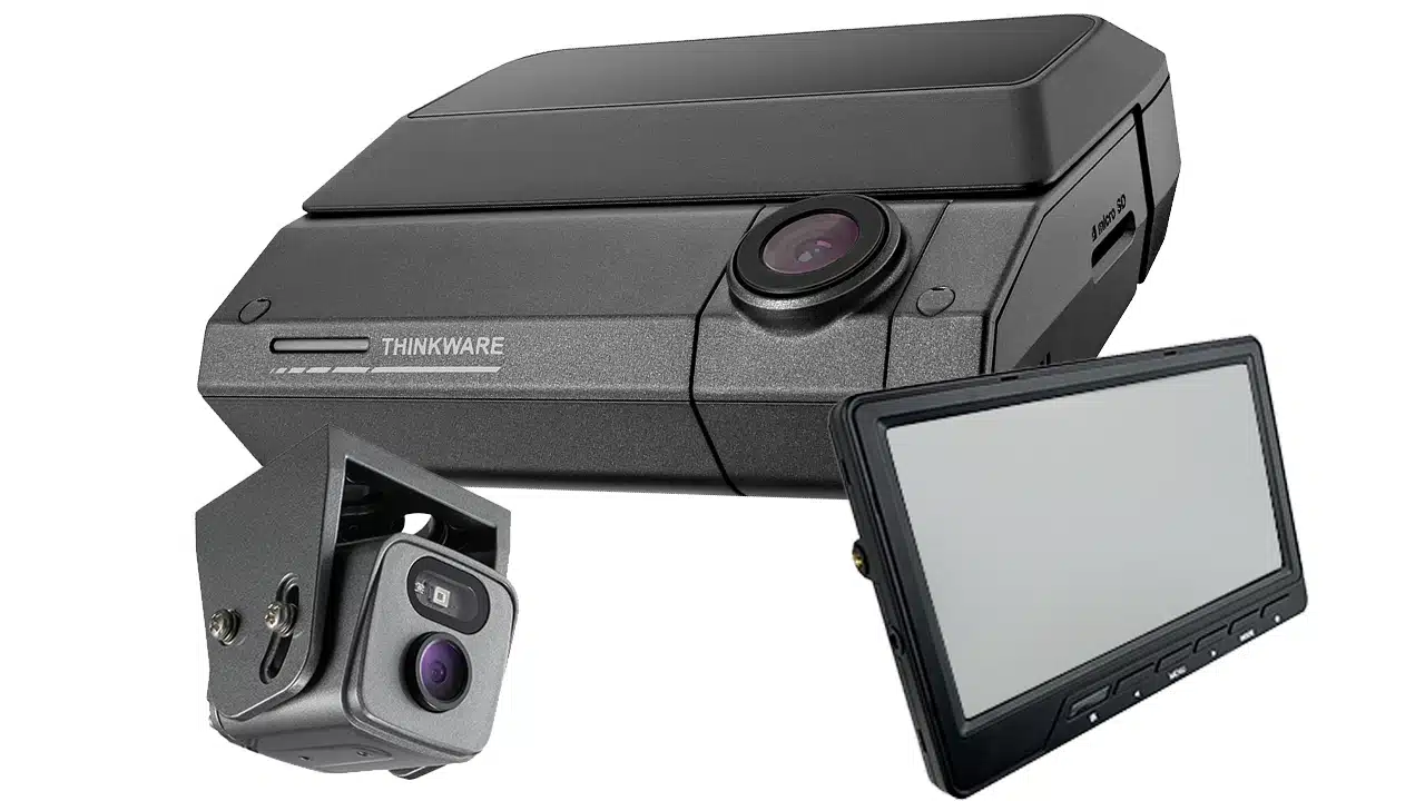 F790 32GB Front & Reversing Fleet Camera with Monitor